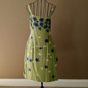 Nice summer dress for work or casual get together, size 6